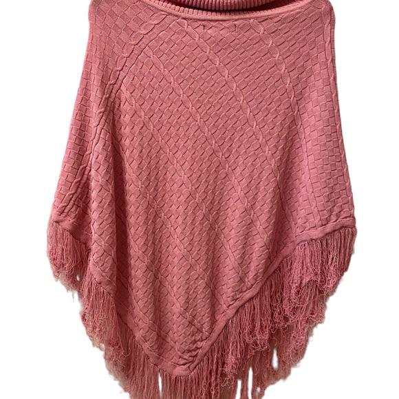 Rose cowl neck poncho - Picture 2 of 5